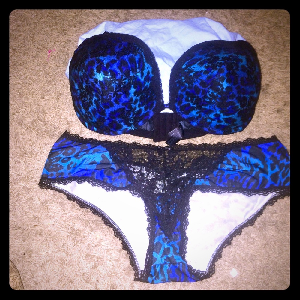 Bra and panty set plus